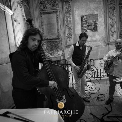 Soirée privée chez Patriarche à Beaune avec X.Bozetto (guitare) et S.Rivero (contrebasse)